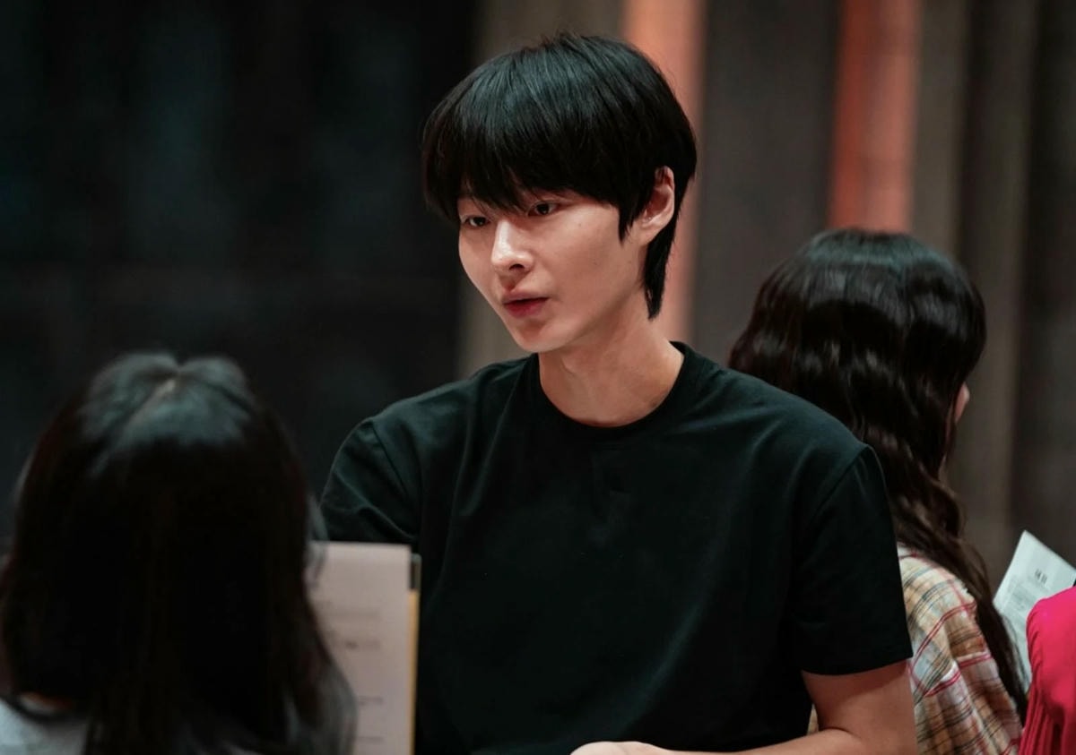 從《魔鬼的計謀：死亡密室》發現塔羅宮廷牌中🗡️寶劍侍衛與寶劍騎士的差異