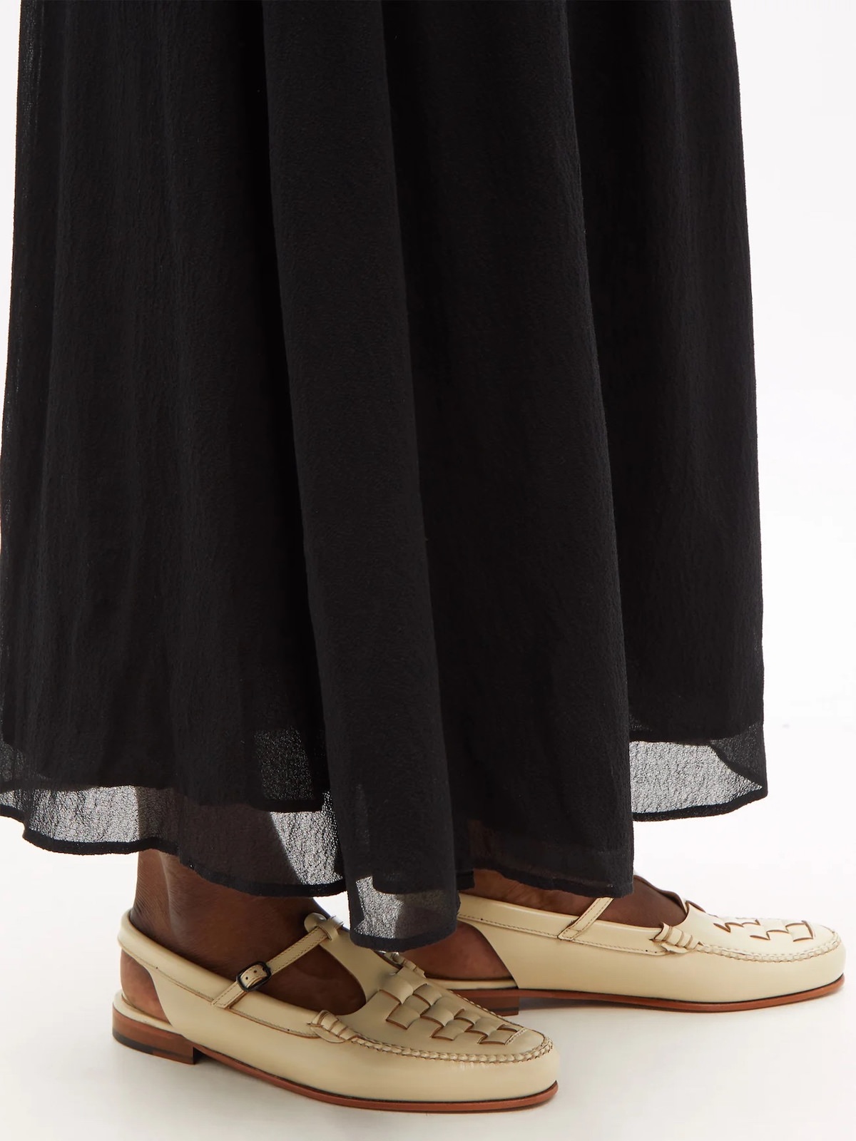 西班牙手工品牌Hereu編織涼鞋