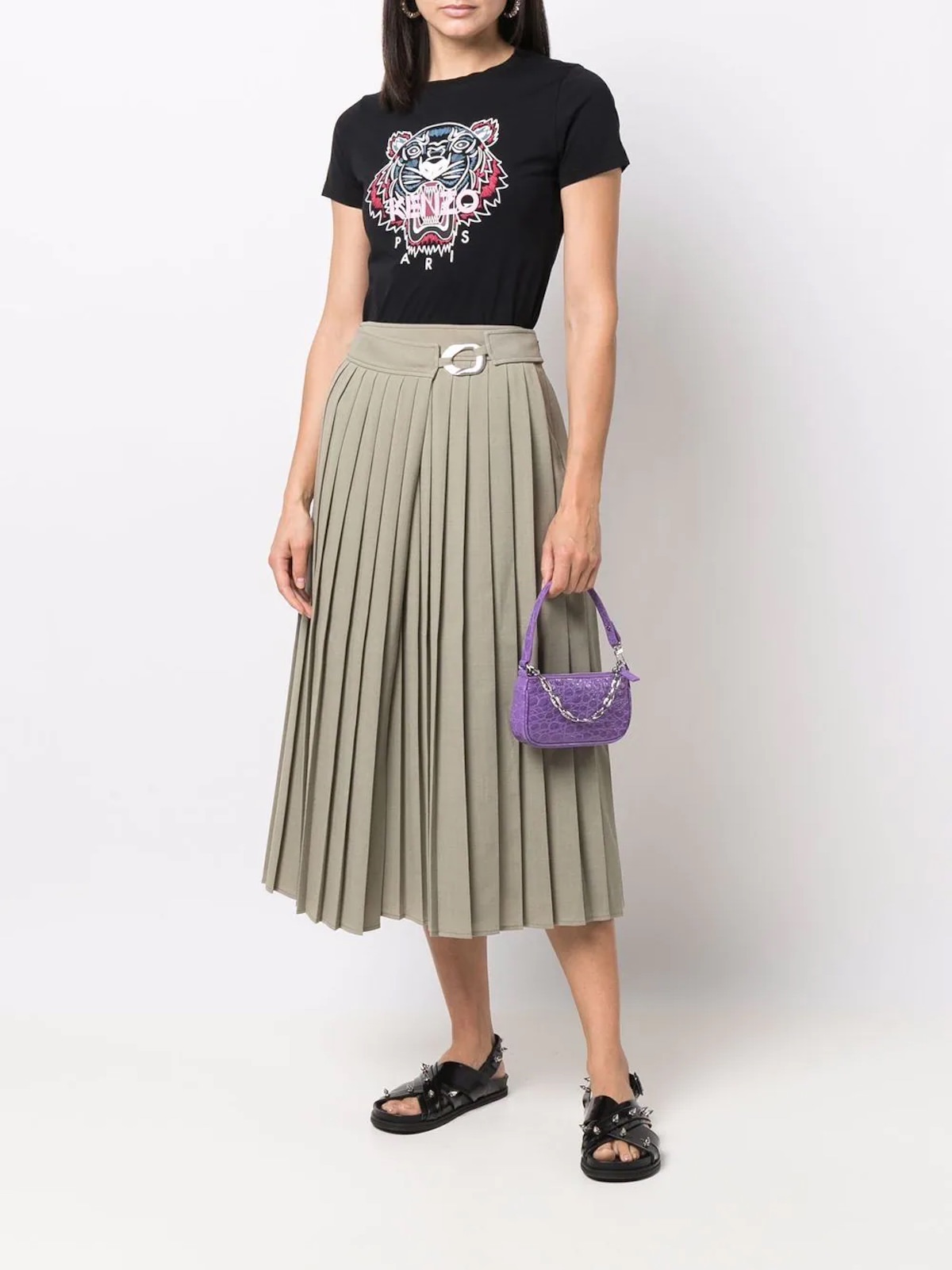 Farfetch年中折扣季低至5折+再打8折!Veja、Céline、Louis Vuitton都可折上折! - 第1張圖 Farfetch年中折扣季低至5折+再打8折!Veja、Céline、Louis Vuitton都可折上折!