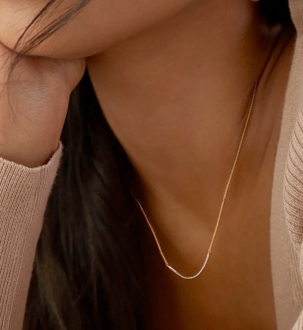 Monica Vinader夏日折扣4折起，水鑽項鍊＆馬蹄鐵造型手環下折扣