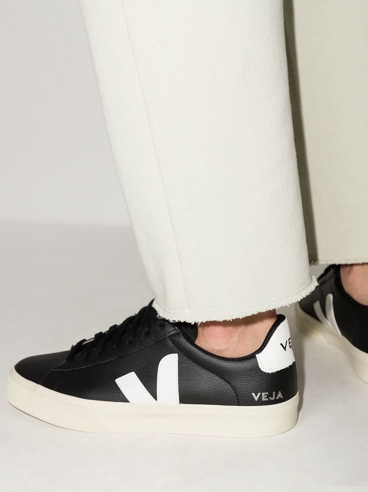 Farfetch年中折扣季低至5折+再打8折!Veja、Céline、Louis Vuitton都可折上折! - 第17張圖 Farfetch年中折扣季低至5折+再打8折!Veja、Céline、Louis Vuitton都可折上折!